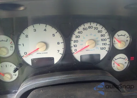 2004 Dodge Ram 1500 Slt/Laramie z USA, uszkodzony, nr VIN 1D7HU18D04S631111